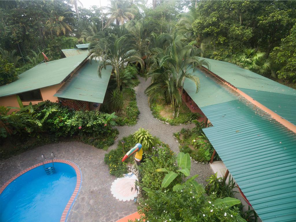 Hotel Caribbean Coconut Cahuita Eksteriør billede