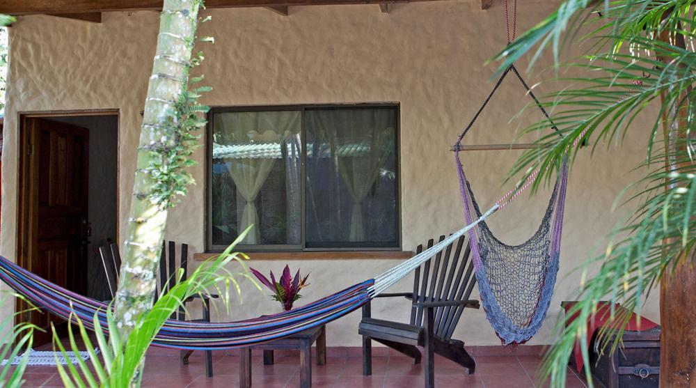 Hotel Caribbean Coconut Cahuita Eksteriør billede