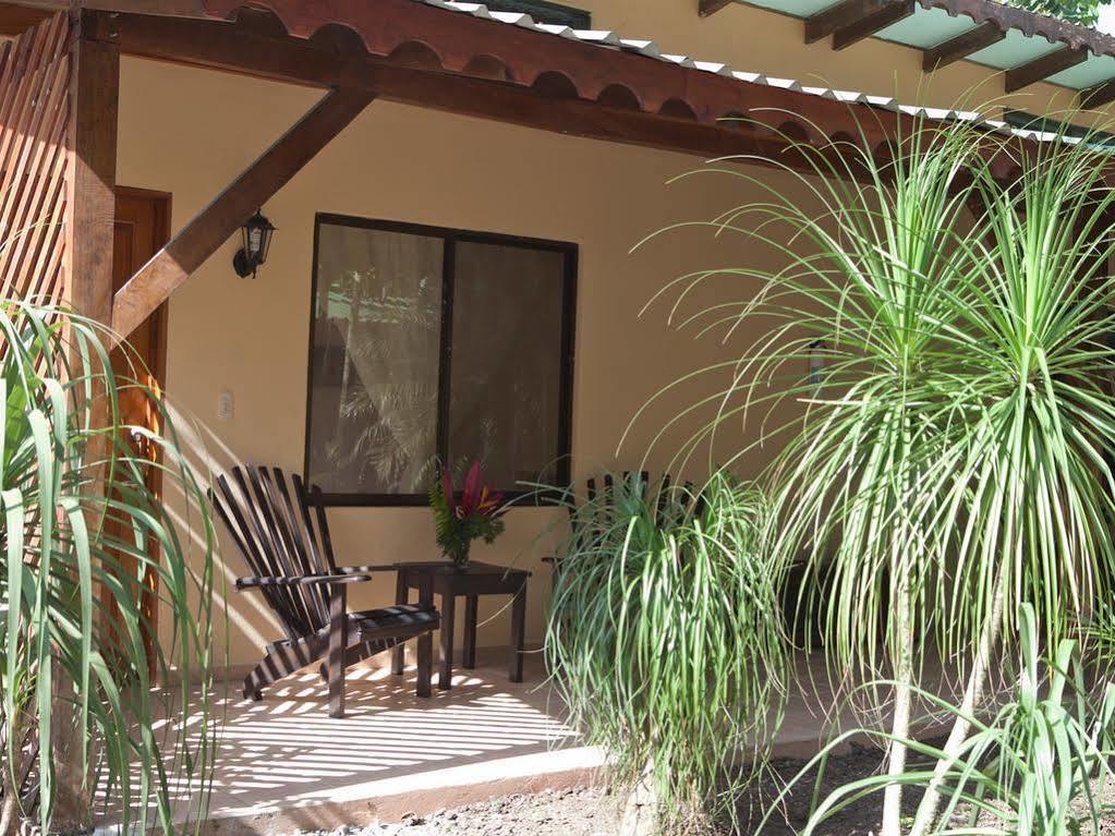 Hotel Caribbean Coconut Cahuita Eksteriør billede