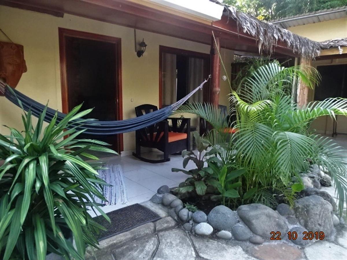Hotel Caribbean Coconut Cahuita Eksteriør billede